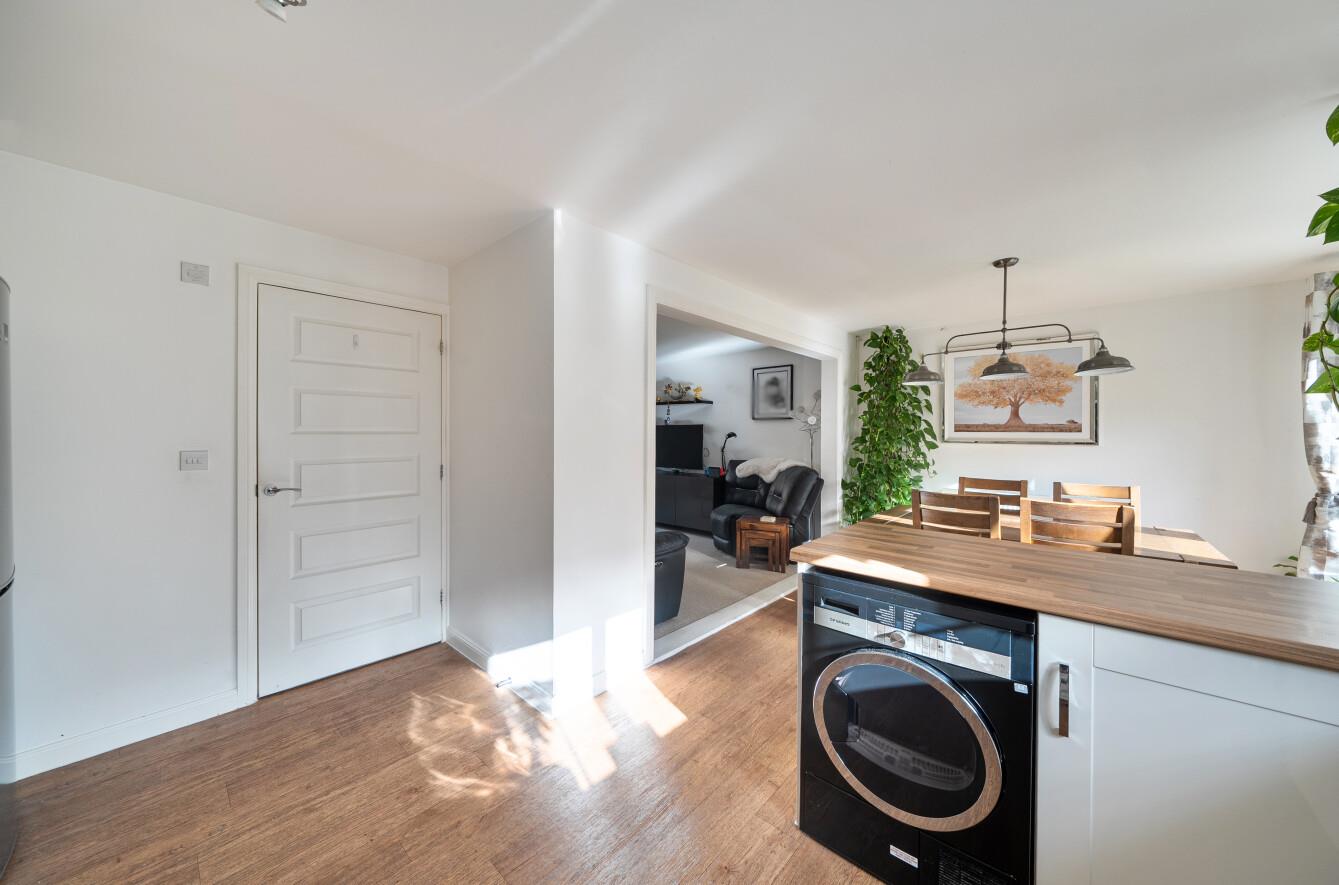 Cae Morfa, Neath, SA10 6EH